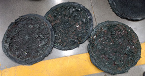 vacuum cleaning furnace cleaning of mesh screen before.jpg